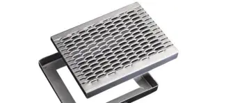 Fils 21 expanded metal manhole cover