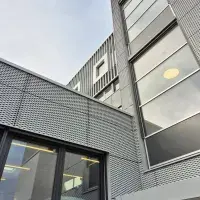 Custom-made expanded metal panels